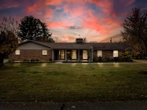 108 Sam Davis Dr, Springfield, TN 37172