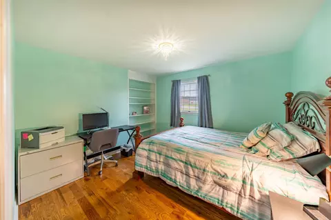 Bedroom - 108 Sam Davis Dr, Springfield, TN 37172 photo 3 of 5