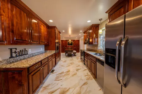 Kitchen - 108 Sam Davis Dr, Springfield, TN 37172 photo 1 of 3