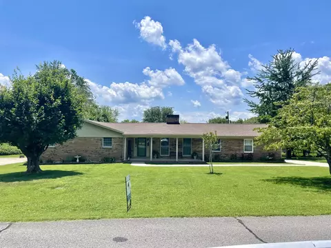 Exterior - 108 Sam Davis Dr, Springfield, TN 37172 photo 2 of 10