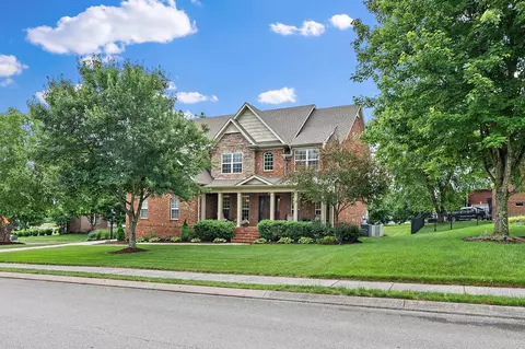 1011 Glessner Dr, Spring Hill, TN 37174