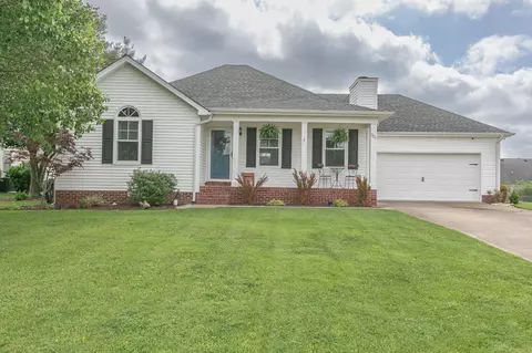 1323 Knight Dr, Murfreesboro, TN 37128