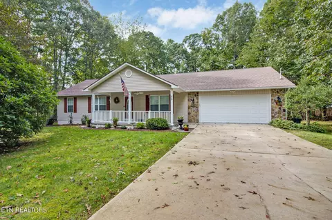 58 Myrtle Ct, Crossville, TN 38555