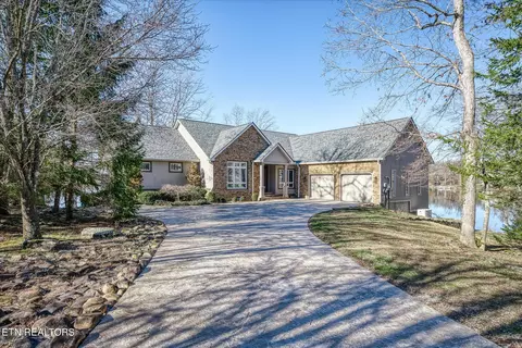 12 Milnor Ct, Crossville, TN 38558