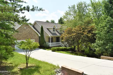 21 Laurelton Ct, Crossville, TN 38558