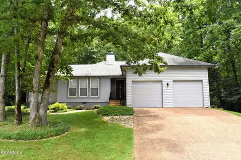 118 Meadowview Dr, Crossville, TN 38558