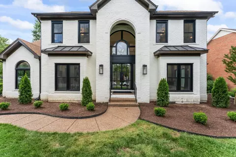 903 Grapevine Ln, Nashville, TN 37221