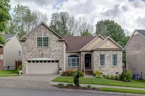 726 Cowan Dr, Nolensville, TN 37135