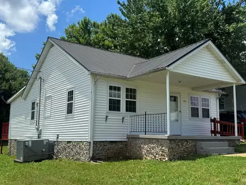 323 Hayes St, Woodbury, TN 37190