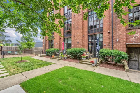 706 Taylor St #102, Nashville, TN 37208