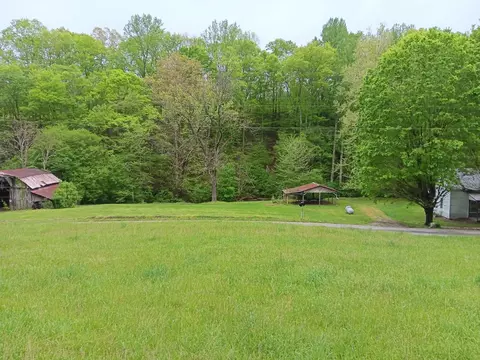 2073 Choates Creek Rd, Lawrenceburg, TN 38464