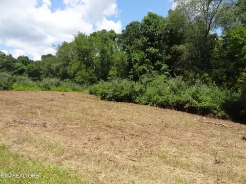 5 Eugene Ct, Crossville, TN 38555