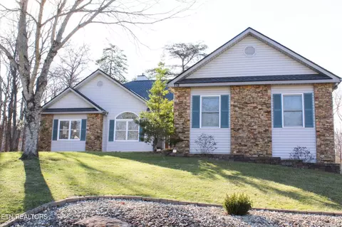 113 Bent Oak Ter, Crossville, TN 38558
