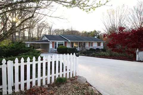 191 Mclarty Ln, Crossville, TN 38555