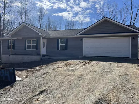 947 Veho Cir, Crossville, TN 38572