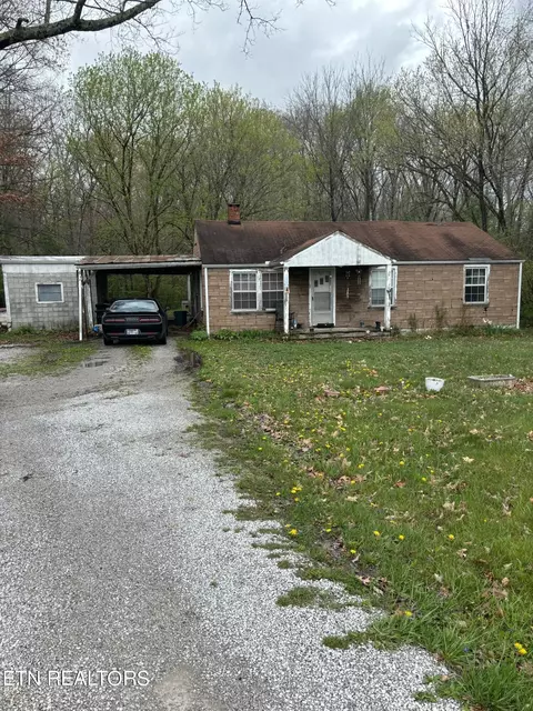 203 Highland Ln, Crossville, TN 38555