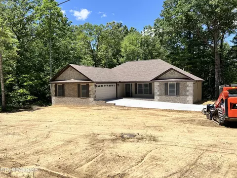 11 Foster Ter, Crossville, TN 38558