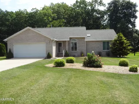 398 Kings Row, Crossville, TN 38571