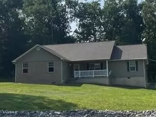 217 Chapel Hill Dr, Crossville, TN 38555