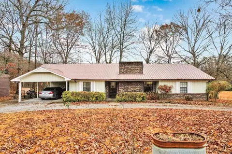155 County Rd 704, Athens, TN 37303