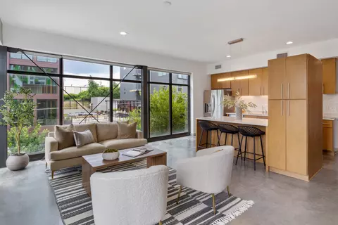 1247 Martin St #301, Nashville, TN 37203