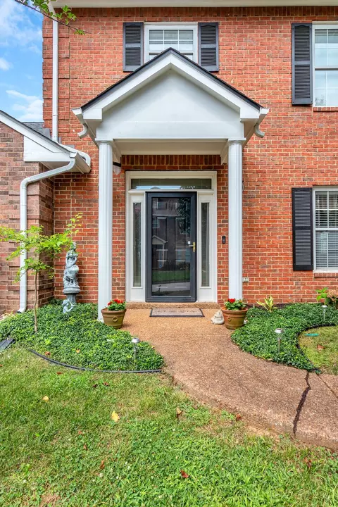 2003 Roderick Pl E, Franklin, TN 37064