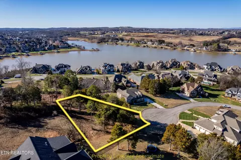 12141 Rushmere Ln, Knoxville, TN 37922