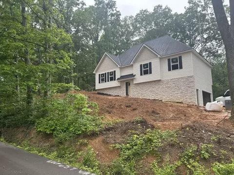 65 Wolf St, Rossville, GA 30741
