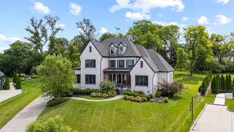 1402 Newhaven Dr, Brentwood, TN 37027