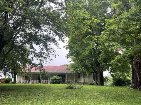 732 Fowler Ford Rd, Portland, TN 37148