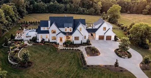 3710 Grey Barn Ln, Franklin, TN 37064
