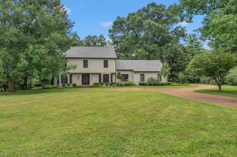 6380 Chickering Cir, Nashville, TN 37215