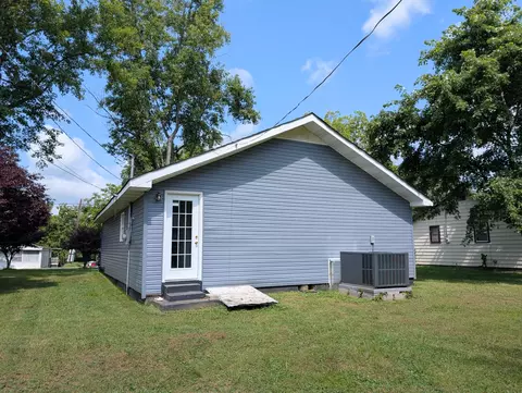 Exterior - 406 Horton St, Decherd, TN 37324 photo 5 of 12