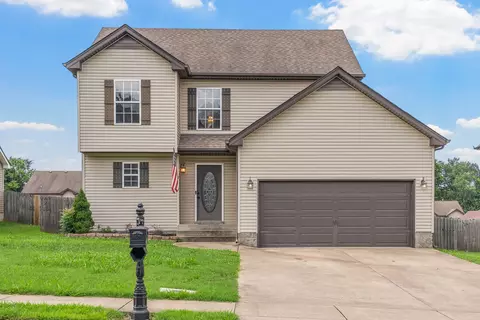 1208 Meachem Dr, Clarksville, TN 37042