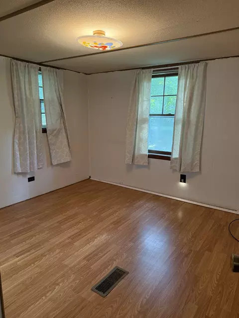 498 Ralph Broadrick Rd, Normandy, TN 37360 photo 12