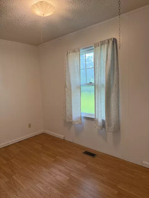 498 Ralph Broadrick Rd, Normandy, TN 37360 photo 13
