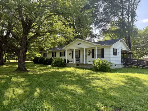 498 Ralph Broadrick Rd, Normandy, TN 37360 photo 2