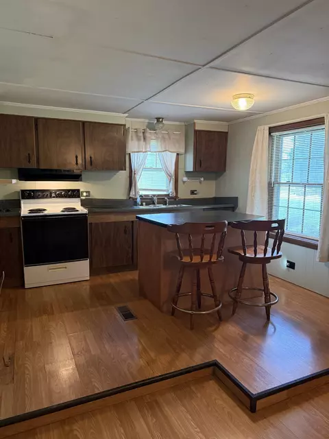 498 Ralph Broadrick Rd, Normandy, TN 37360 photo 8