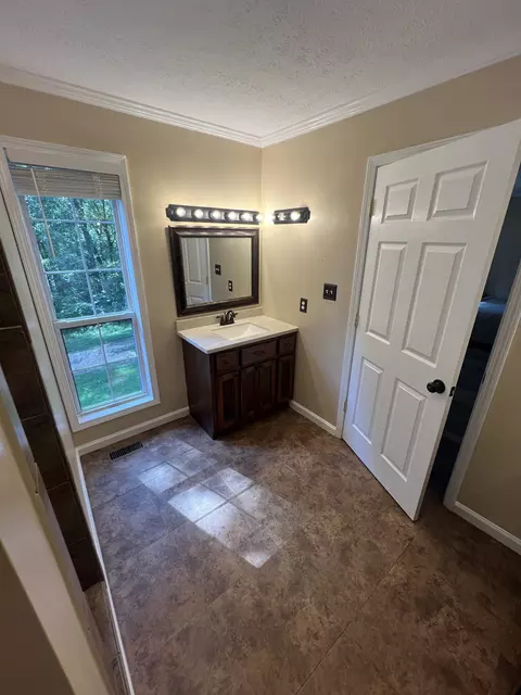 155 Fire Tower Rd, Cedar Grove, TN 38321 photo 12