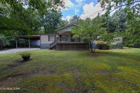 10844 Friendsville Rd, Lenoir City, TN 37772