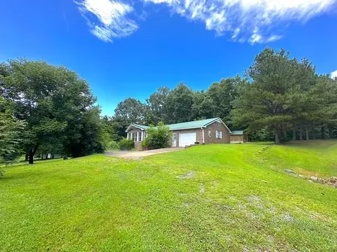 104 Tobaccoport Dock Rd, Bumpus Mills, TN 37028