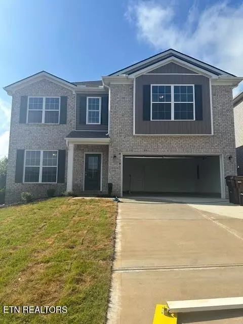 8808 Keenberg Ln, Knoxville, TN 37931