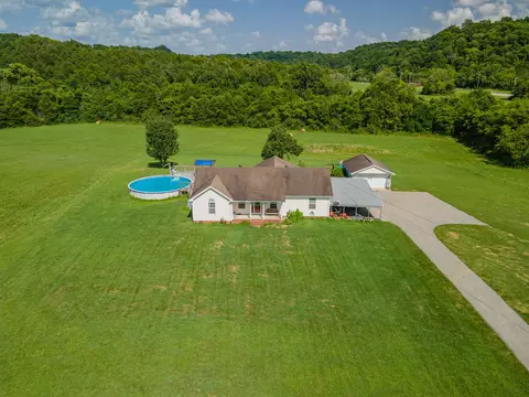 1060 Evans Rd, Lewisburg, TN 37091