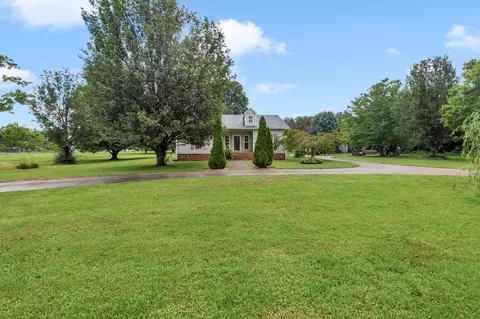 876 Monument Rd, Summertown, TN 38483