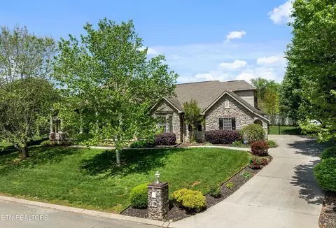 3756 Andrew Boyd Dr, Maryville, TN 37804