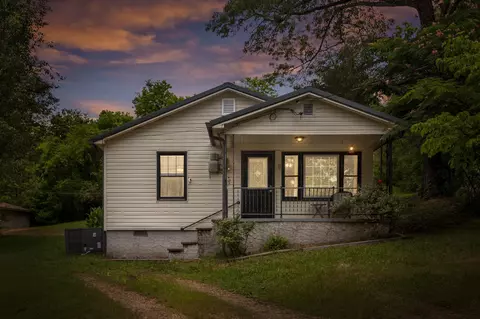 1300 Park City Rd, Rossville, GA 30741