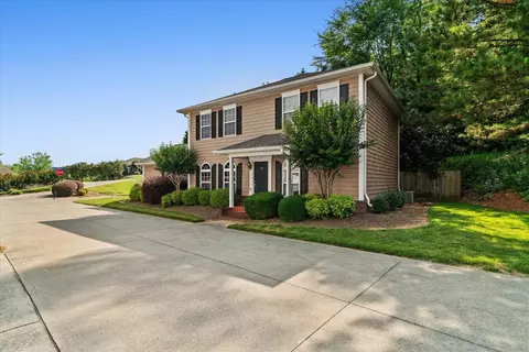 896 E Summit Dr #33, Dalton, GA 30721 photo 4