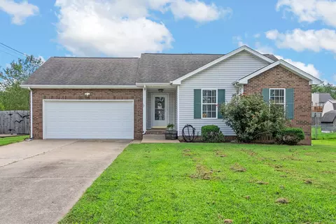 3454 Kingfisher Dr, Clarksville, TN 37042