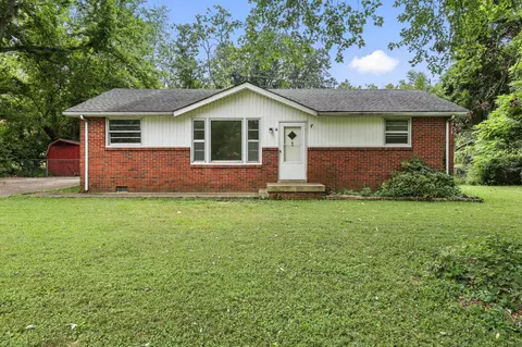 14 Fountainbleau Rd, Clarksville, TN 37042