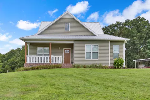 828 Wills Rd, Dickson, TN 37055